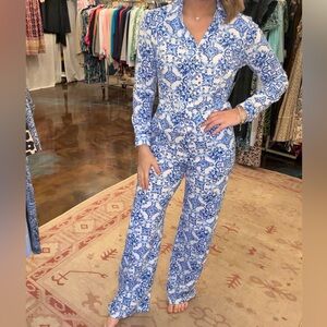 KENNY DANA- Lisbon blue chinoiserie spf 50 button top New